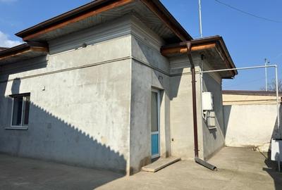 Casă individuală cu 6 camere cu Canalizare în Chiajna - 1