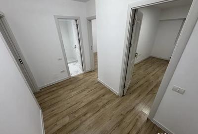 Apartament cu 2 camere decomandat în Trocadero