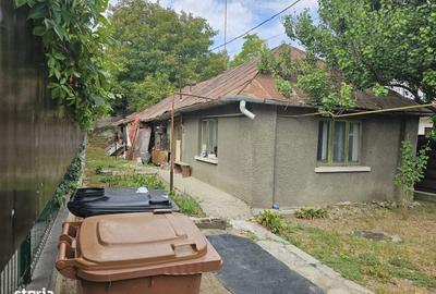 Casă cu 3 camere în Central