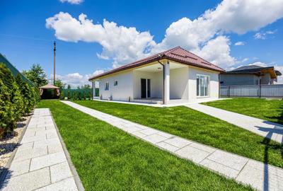 Casă cu 4 camere decomandat în Hărman - 1
