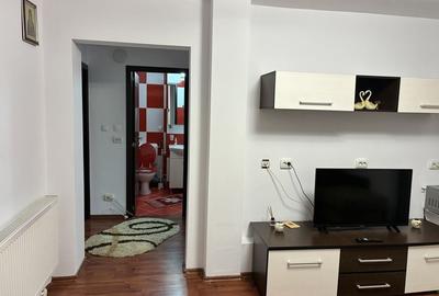 Apartament cu 2 camere decomandat în Exterior Vest