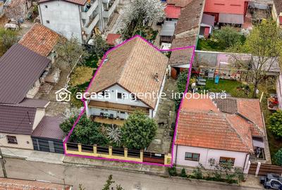 Casă individuală cu 5 camere cu Canalizare în Aradul Nou - 1