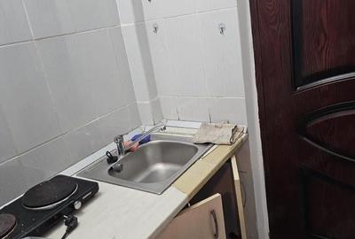 Garsonieră decomandată în Central - 4