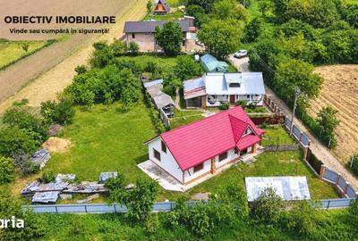 Casă cu 4 camere cu Teren 1043 Mp în Negrești
