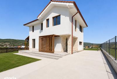 Casă cu 4 camere cu Teren 700 Mp în Chinteni