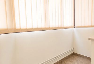 Apartament cu 4 camere decomandat în Trocadero - 11