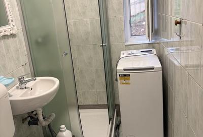 Garsonieră decomandată în Gruia