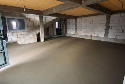 Casă cu 4 camere cu Teren 350 Mp în Borca - 6