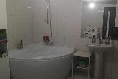 Casă cu 4 camere în Comana - 2