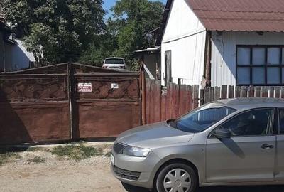 Casă cu 9 camere cu Teren 1978 Mp în Central