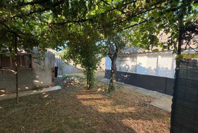 Casă cu 3 camere în Țuțora