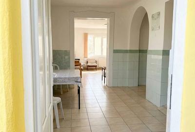 Casă cu 6 camere cu Teren 718 Mp în Tinca