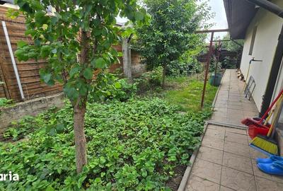 Casă cu 8 camere cu Teren 1147 Mp în Popricani - 3