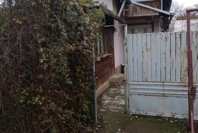 Casă cu 3 camere în Hăbud