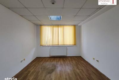 Spațiu comercial, de 40 mp, în Plopilor - 4