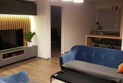 Apartament cu 3 camere decomandat în Tractorul - 10