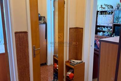 Apartament cu 3 camere, mobilat în Berceni