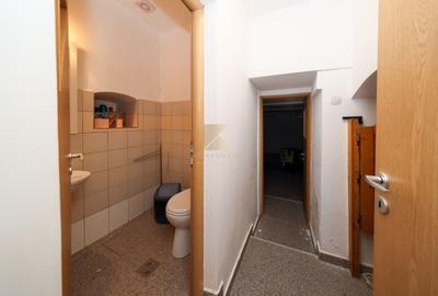 Casă cu 4 camere cu Canalizare în Centrul Istoric - 7