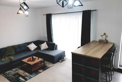 Apartament cu 2 camere decomandat în Tractorul - 2