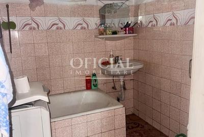 Casă individuală cu 2 camere cu Canalizare în Central - 11