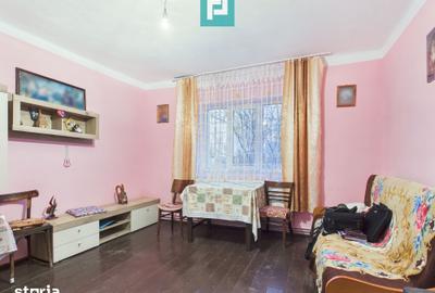 Casă cu 3 camere cu Teren 5000 Mp în Sânmartin