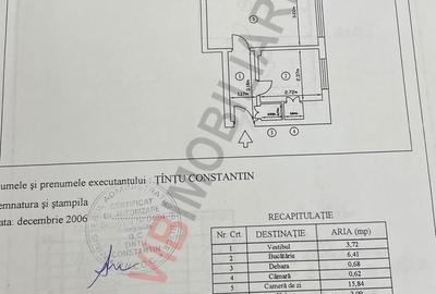 Apartament cu 3 camere semidecomandat în Giulești