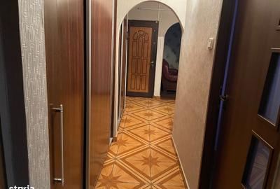 Apartament cu 3 camere decomandat în 9 Mai - 4