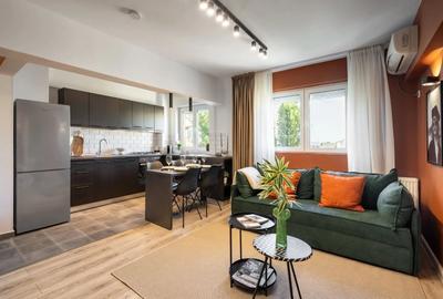Apartament cu 3 camere, mobilat în Calea Victoriei