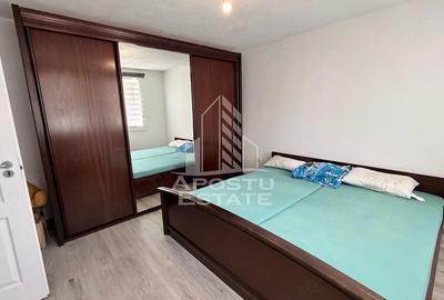 Casă cu 4 camere cu Teren 1726 Mp în Central