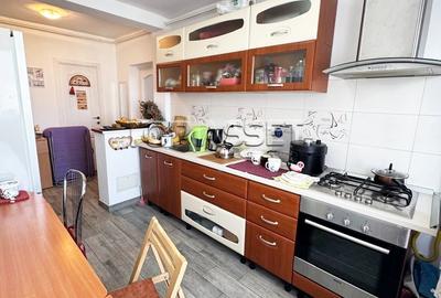 Apartament cu 4 camere semidecomandat în Mărgeanului - 6