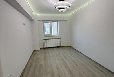 Apartament cu 3 camere decomandat în Central - 3