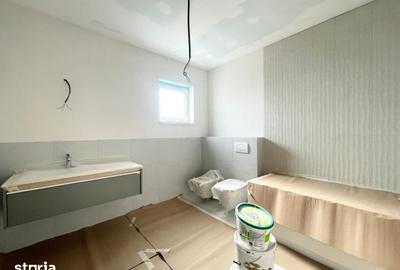 Casă cu 5 camere cu Teren 352.5 Mp în Central - 3