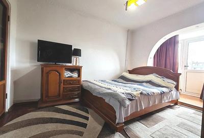 Apartament cu 3 camere decomandat în Găvana - 2