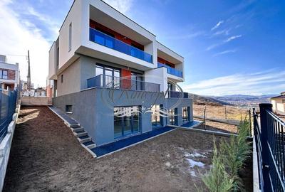 Duplex cu 5 camere cu Canalizare în Florești - 1