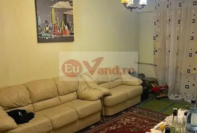 Apartament cu 3 camere decomandat în Micro 16