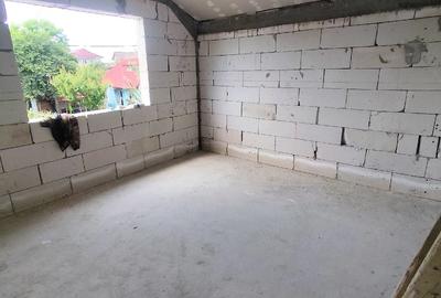 Casă cu Teren 200 Mp în Central - 7