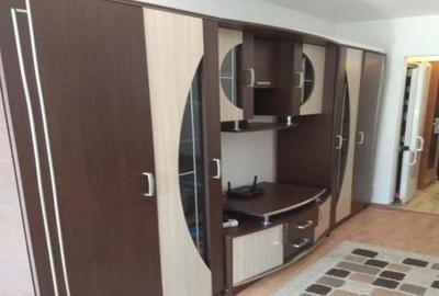 Garsonieră decomandată în Central - 1