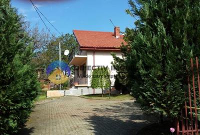Casă individuală cu 3 camere cu Canalizare în Alexandru cel Bun - 1