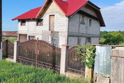 Casă cu Teren 250 Mp în Central - 5
