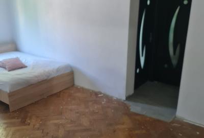 Apartament cu 2 camere semidecomandat în Ultracentral