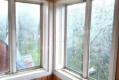 Casă cu 4 camere cu Teren 2584 Mp în Central