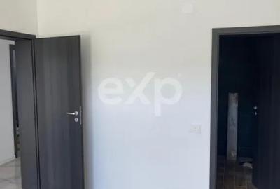 Casă cu 4 camere cu Teren 405 Mp în Central