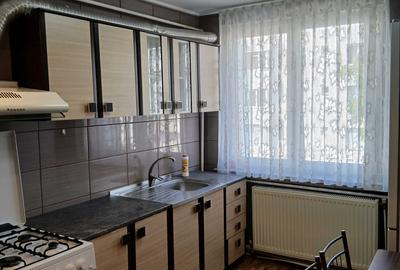 Apartament cu 2 camere decomandat în Central - 1