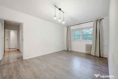 Apartament cu 4 camere semidecomandat în Lacul Tei