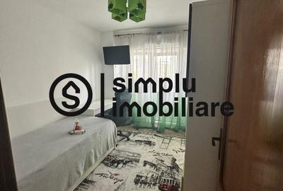 Apartament cu 3 camere decomandat în Lăpuș