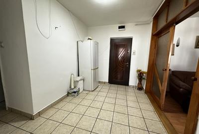 Apartament cu 3 camere decomandat în Ampoi 3 - 19