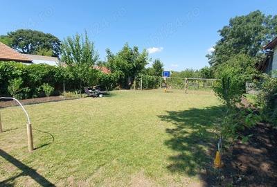 Casă cu 3 camere cu Teren 2871 Mp în Giubega - 1