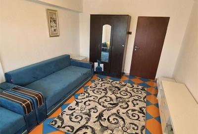 Apartament cu 3 camere decomandat în Berceni