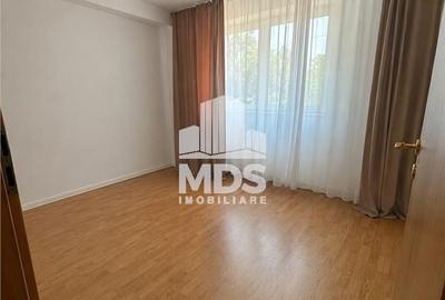 Apartament cu 2 camere semidecomandat în Lipovei