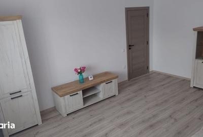 Apartament cu 2 camere decomandat în Central - 3